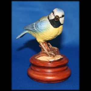 Goebel beeldje van een Pimpelmees