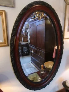 Engelse ovale spiegel