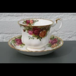 Royal Albert, Old country roses, kop en schotel