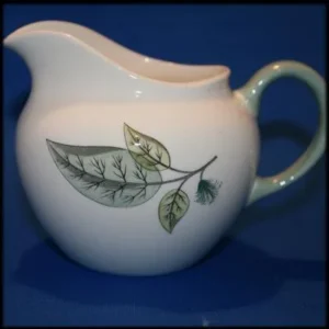 Wedgwood Woodbury of Etruria & Barlaston melkkan